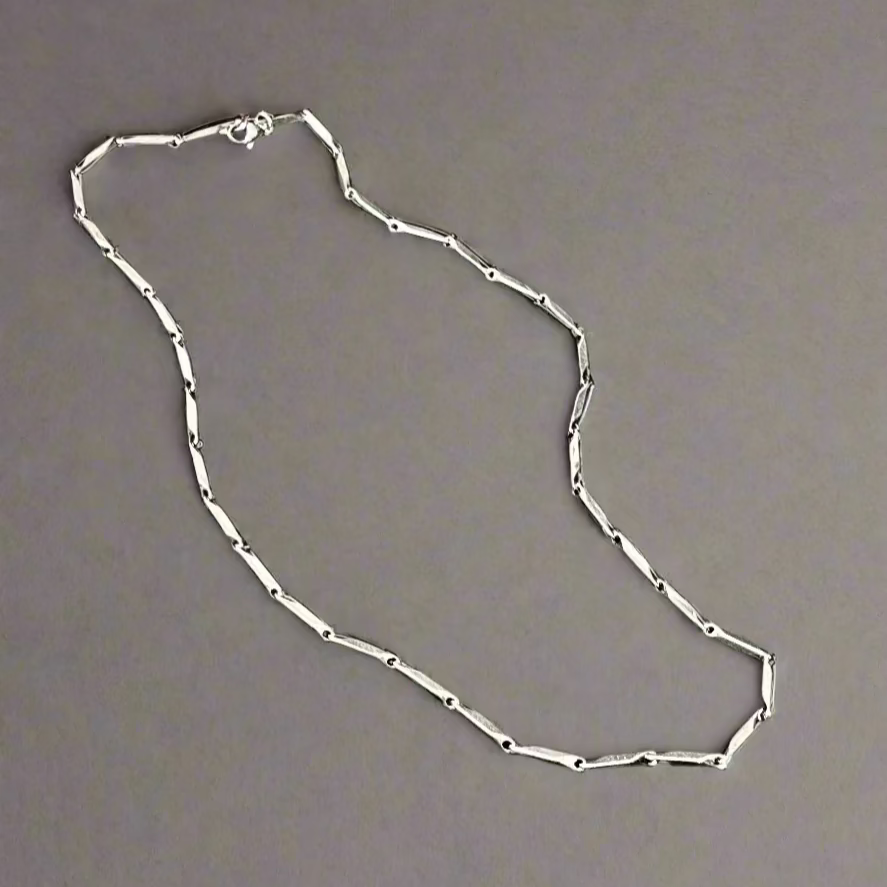 Minimal Italian Chain