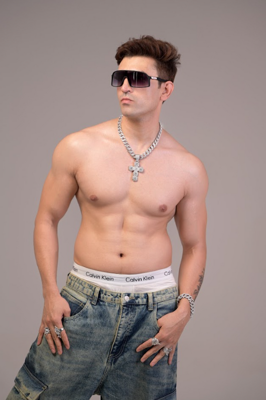 Cuban chain w cross diamond pendant